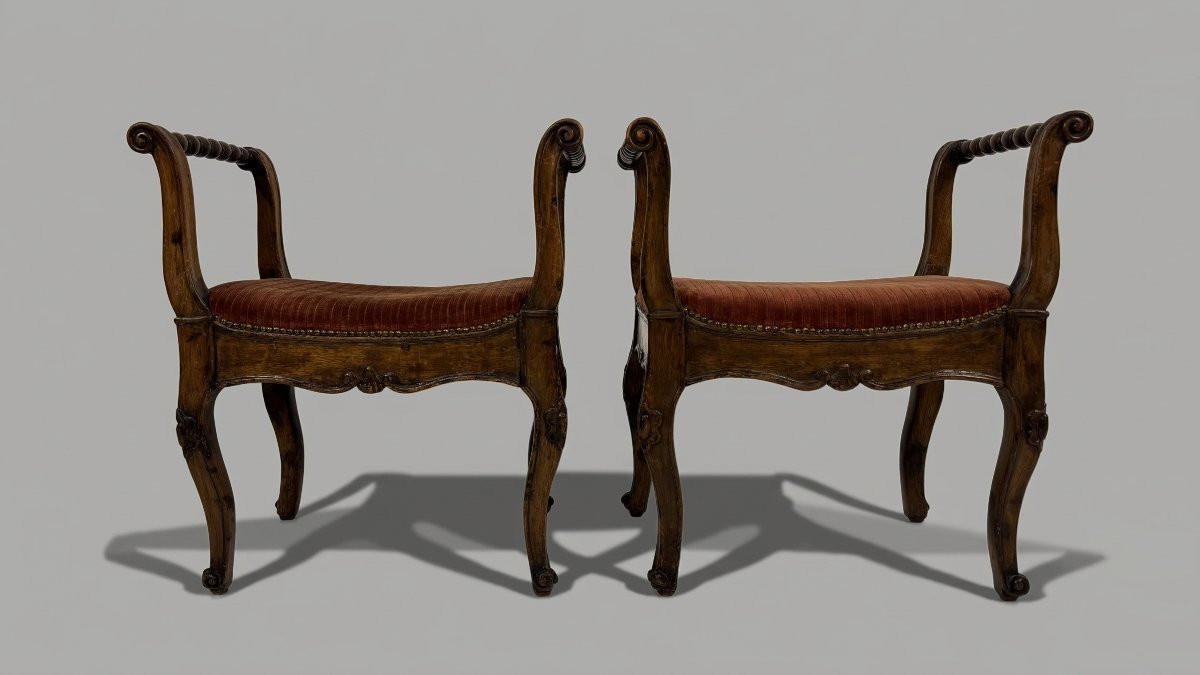 Coppia di panchetti in noce, XVIII secolo-photo-3