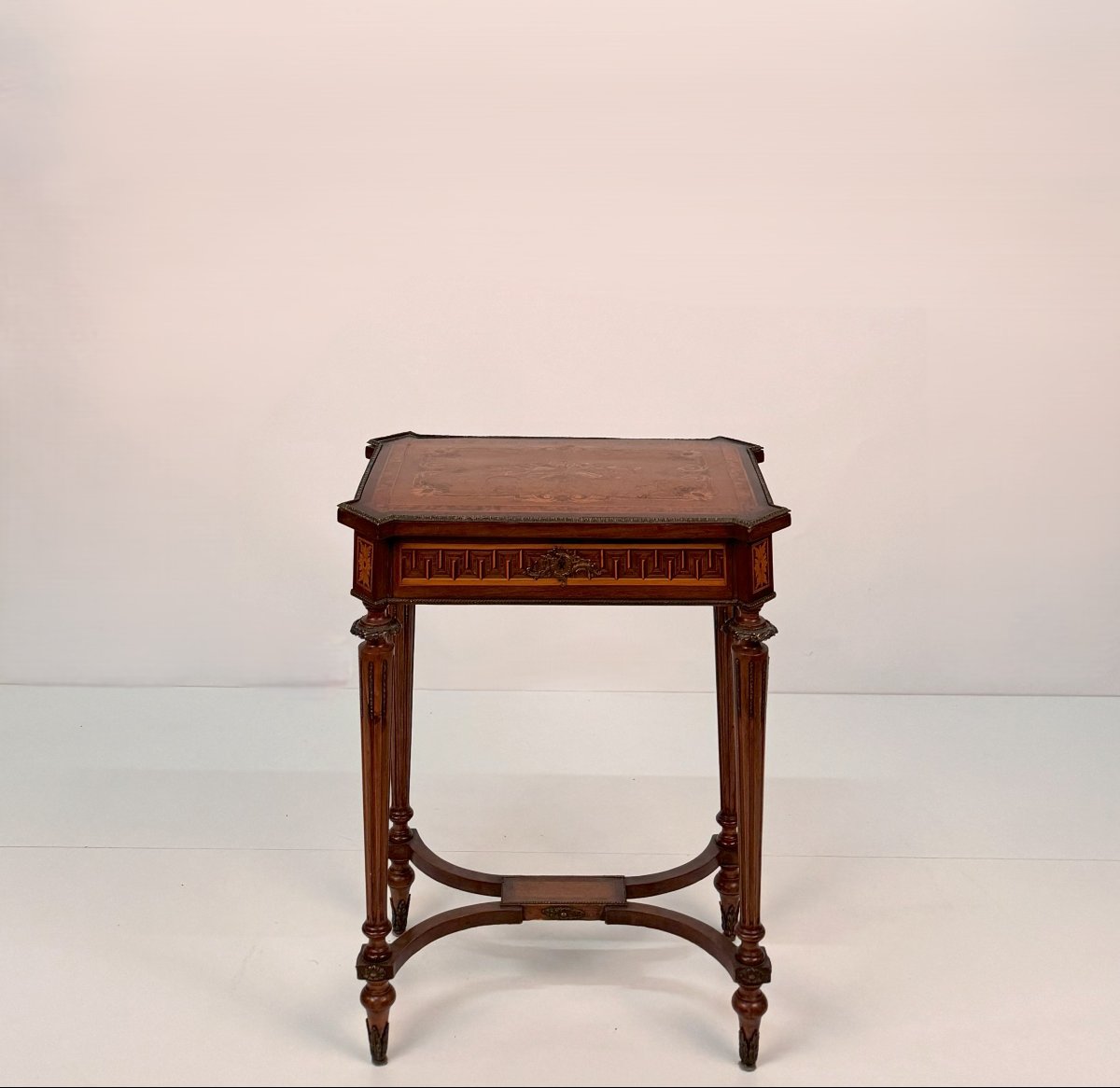 Piccola toilette intarsiata in legni diversi, di gusto Napoleone III, XIX secolo-photo-2