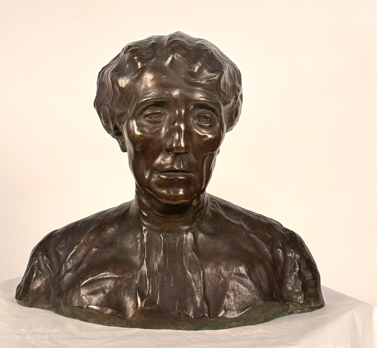 Anonimo degli inizi del XX secolo,  "Busto di donna anziana"