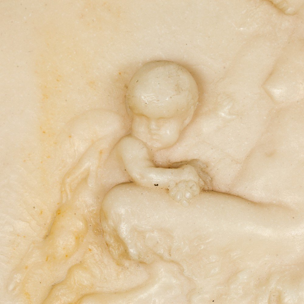Coppia di Tondi in marmo di alabastro raffiguranti scene mitologiche-photo-1