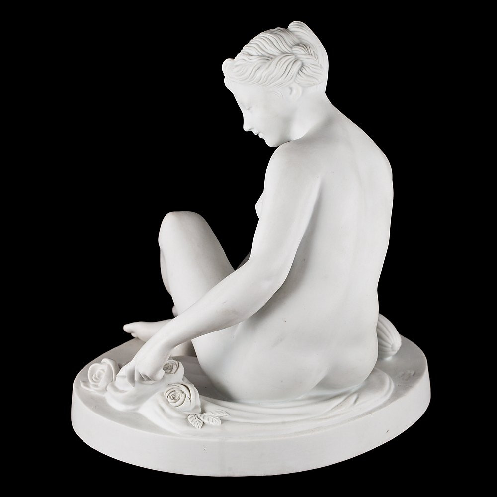 Scultura raffigurante Venere accovacciata-photo-3