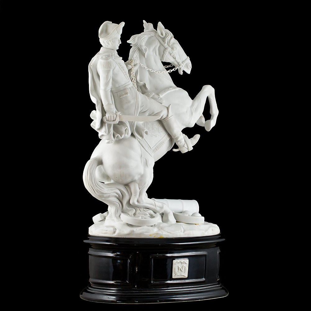 Scultura equestre raffigurante Napoleone a cavallo-photo-1
