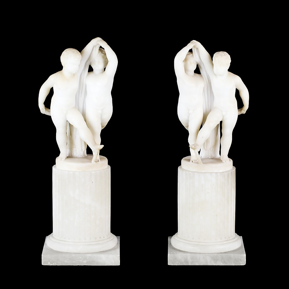 Coppia di Putti neoclassici