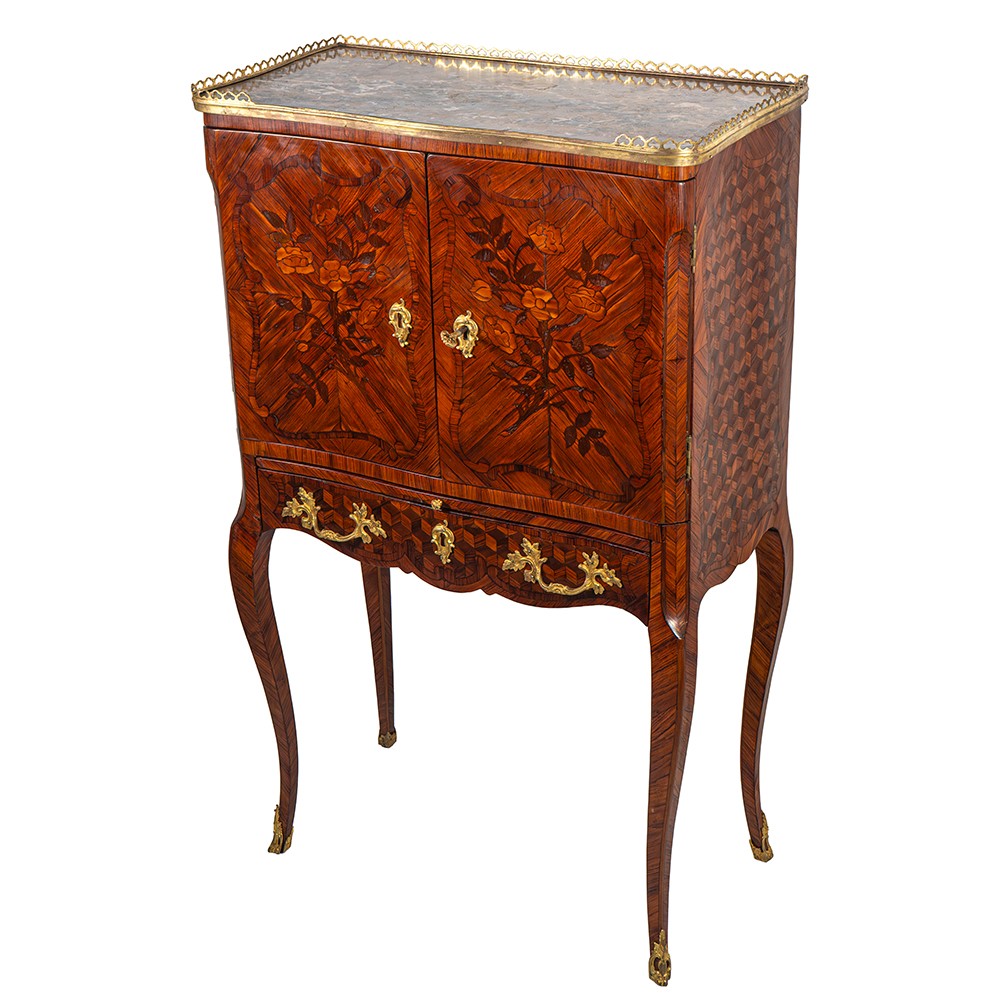 Secrétaire Luigi XV, Parigi