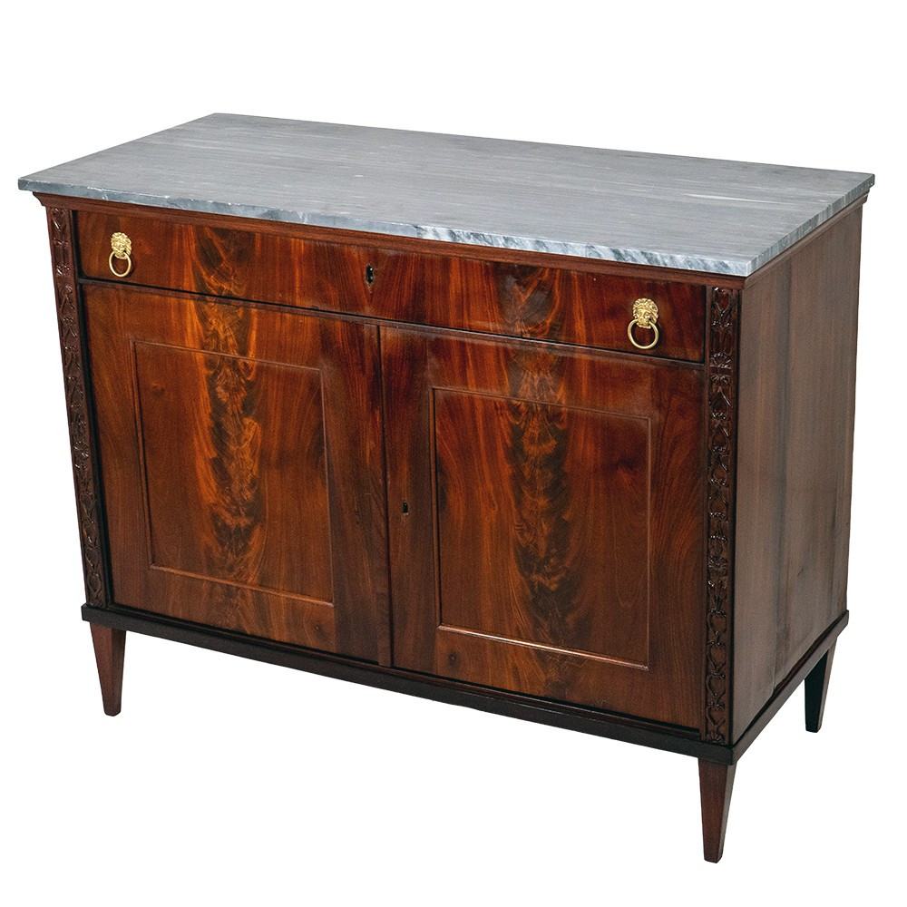 Credenza inglese