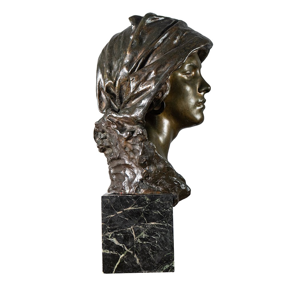 Busto raffigurante una Testa di Zingara – O. Gargiulo-photo-1