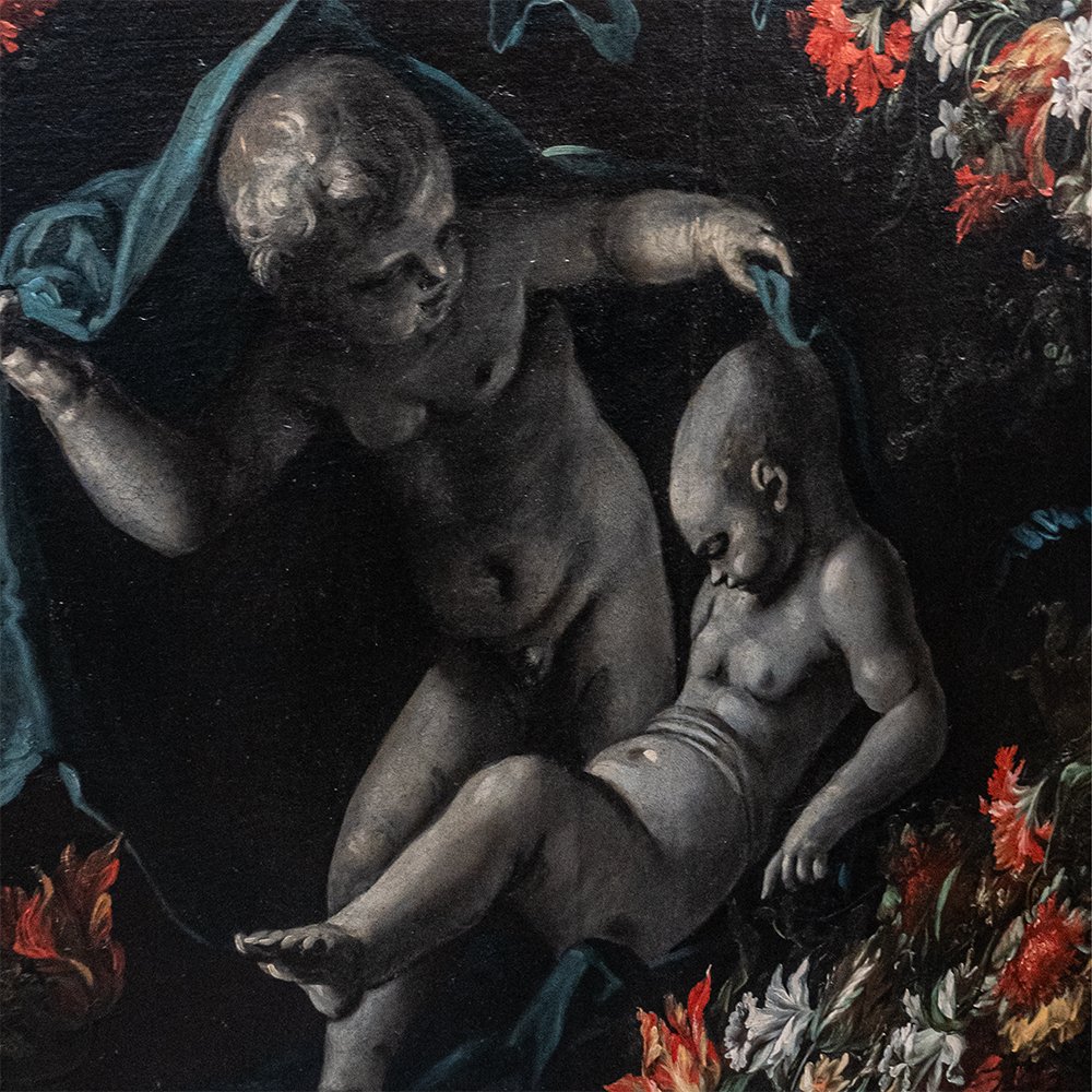 Dipinto raffigurante composizione floreale con due putti sotto un drappo – Giuseppe Volò detto -photo-1