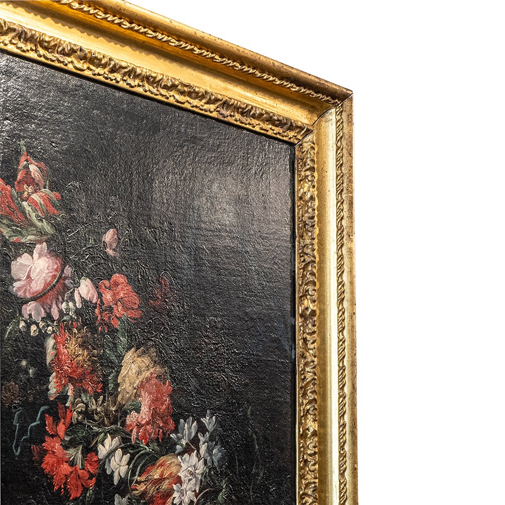 Dipinto raffigurante composizione floreale con due putti sotto un drappo – Giuseppe Volò detto -photo-2