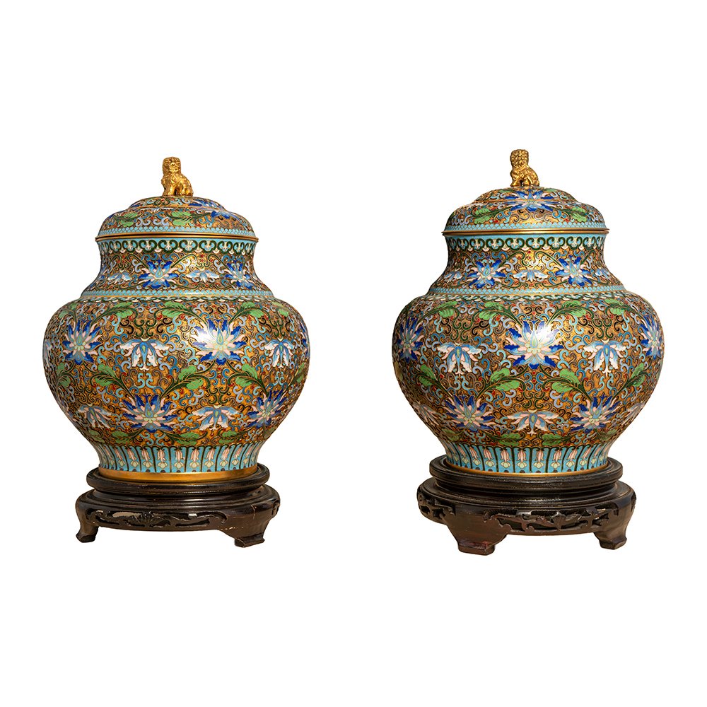 Coppia di Vasetti in cloisonné e bronzo dorato