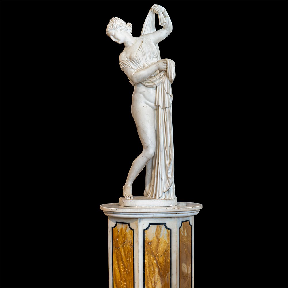 Scultura raffigurante “Venere al bagno”-photo-2