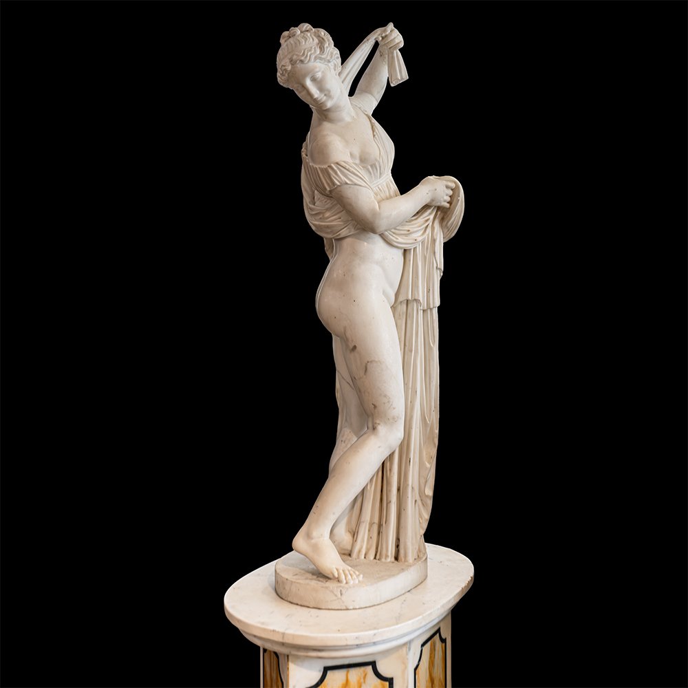 Scultura raffigurante “Venere al bagno”-photo-3