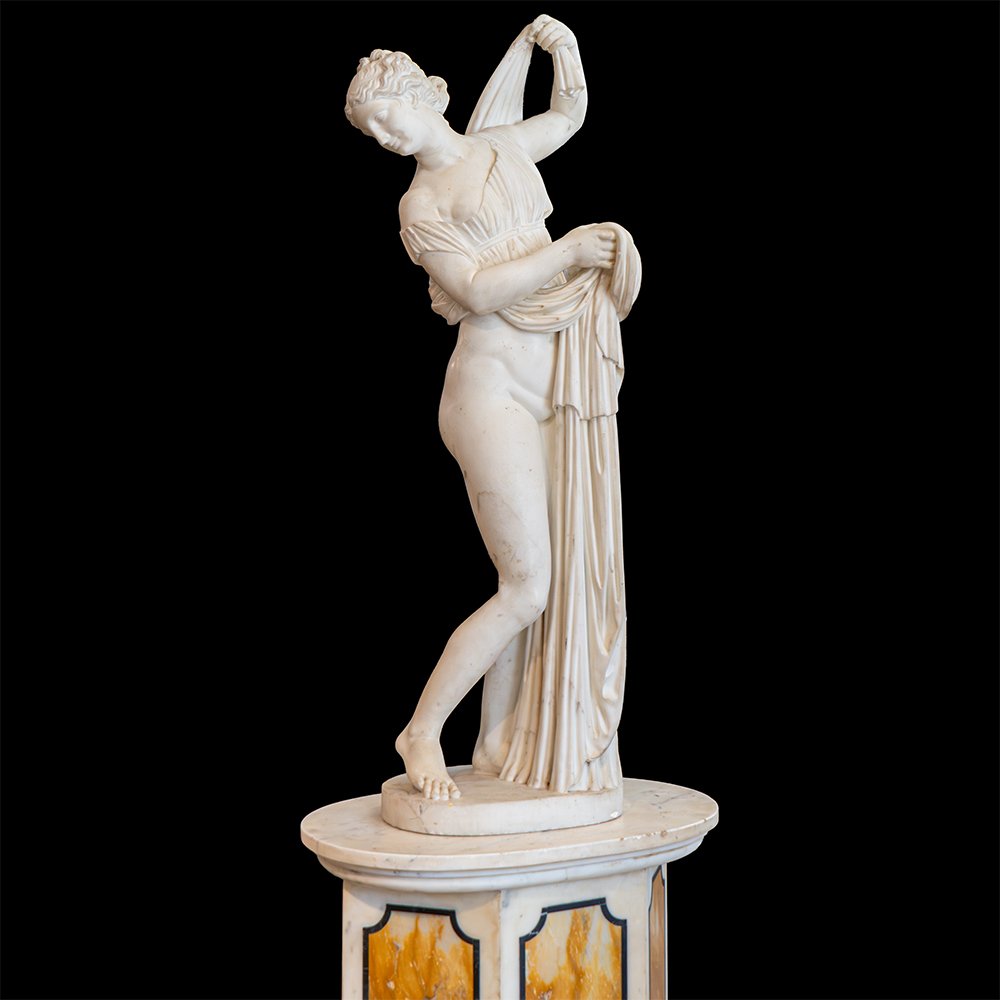 Scultura raffigurante “Venere al bagno”-photo-2