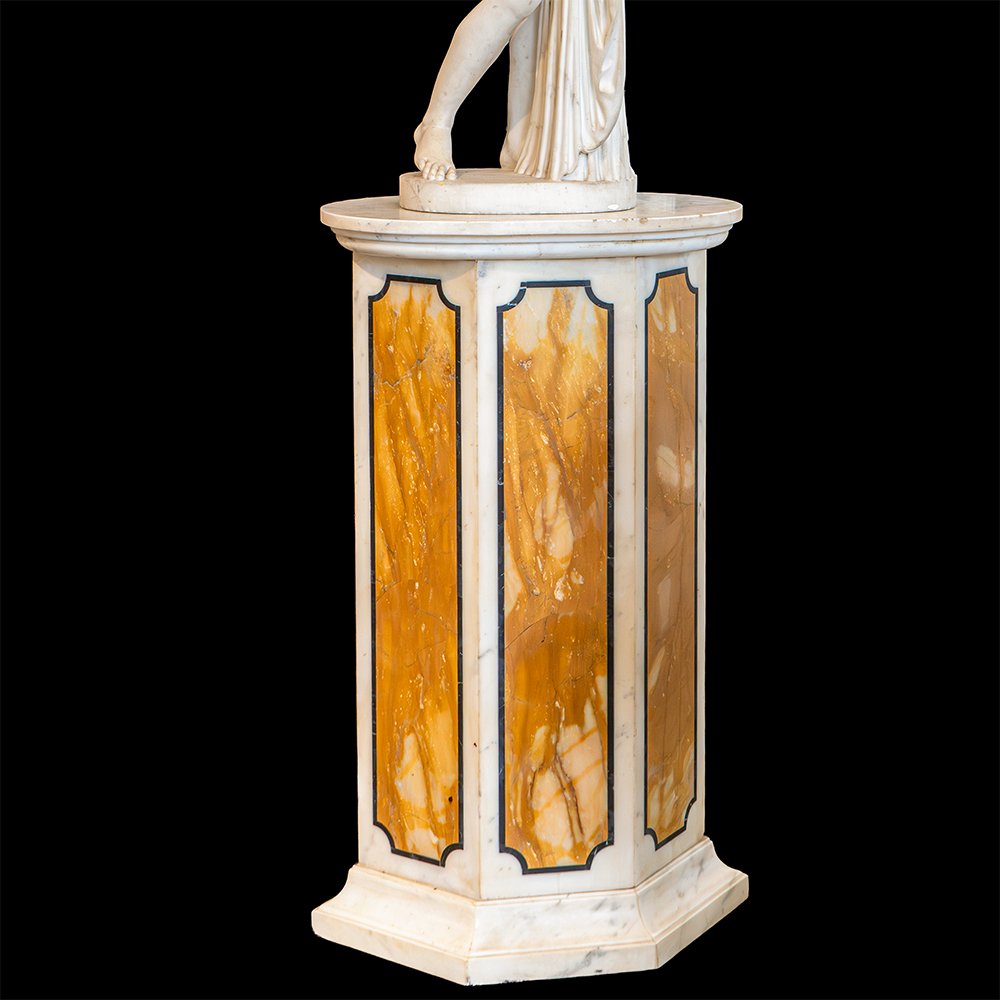 Scultura raffigurante “Venere al bagno”-photo-6
