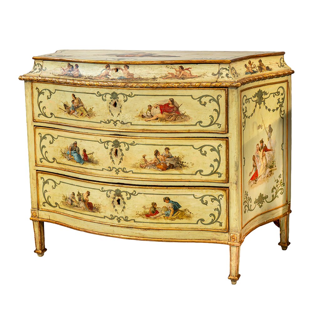 Cassettone Veneziano laccato e dorato