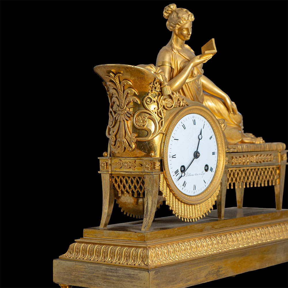 Orologio da tavolo raffigurante “La Lettrice”-photo-1