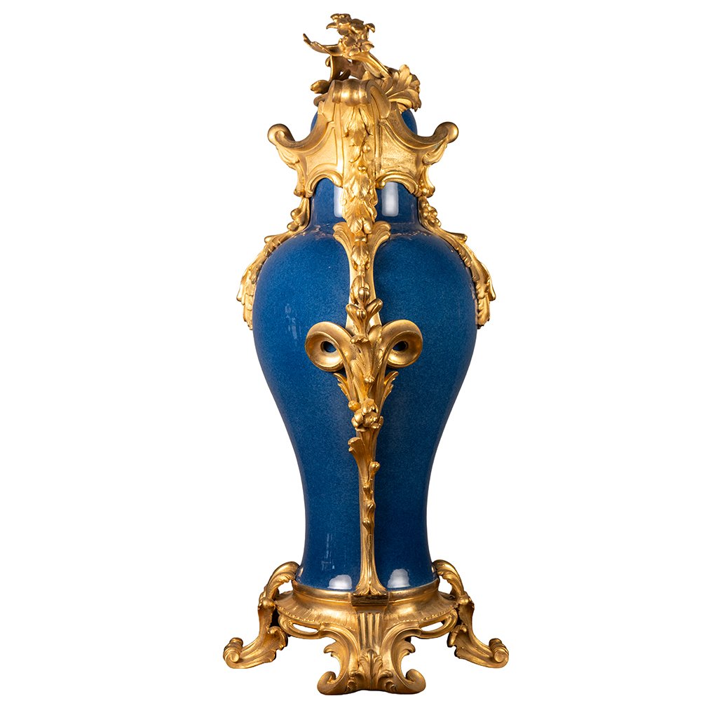 Vaso in ceramica smaltata blu con applicazioni in bronzo dorato-photo-3