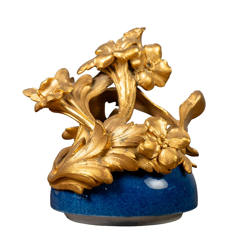 Vaso in ceramica smaltata blu con applicazioni in bronzo dorato-photo-4