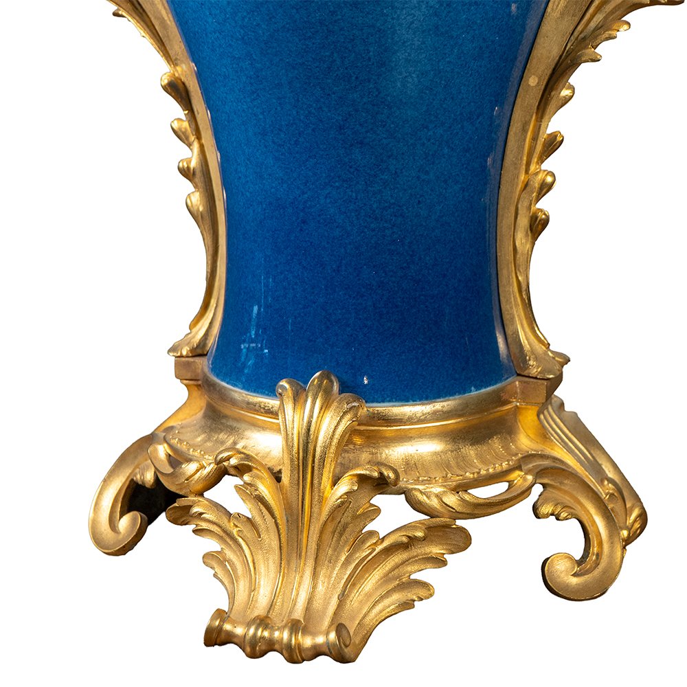 Vaso in ceramica smaltata blu con applicazioni in bronzo dorato-photo-6