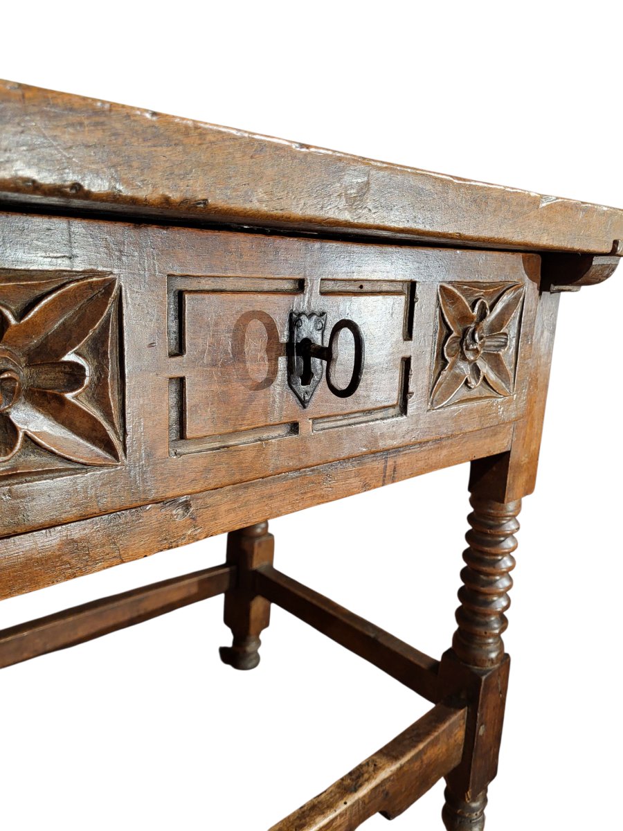 Tavolino in massello di noce-photo-4