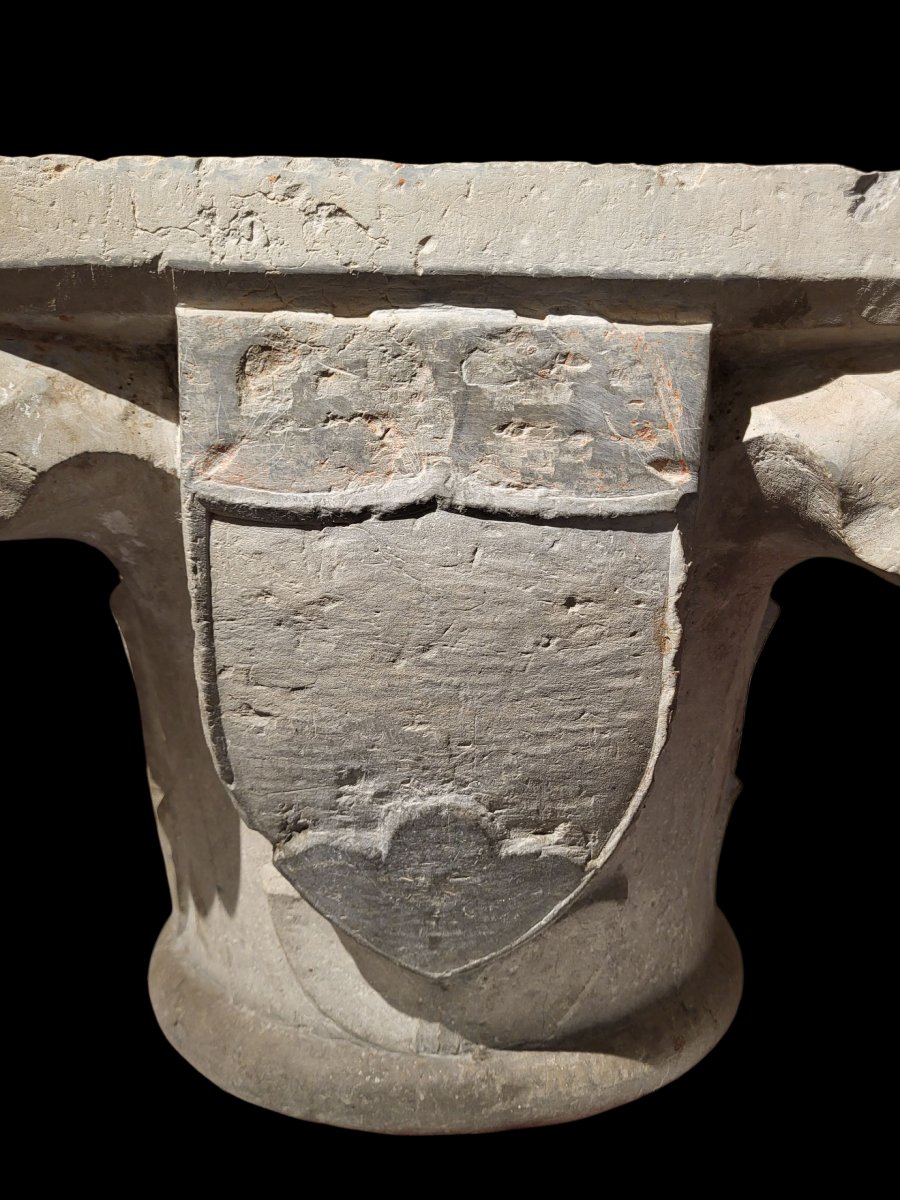 Antico capitello in pietra, Toscana, fine XV secolo-photo-1