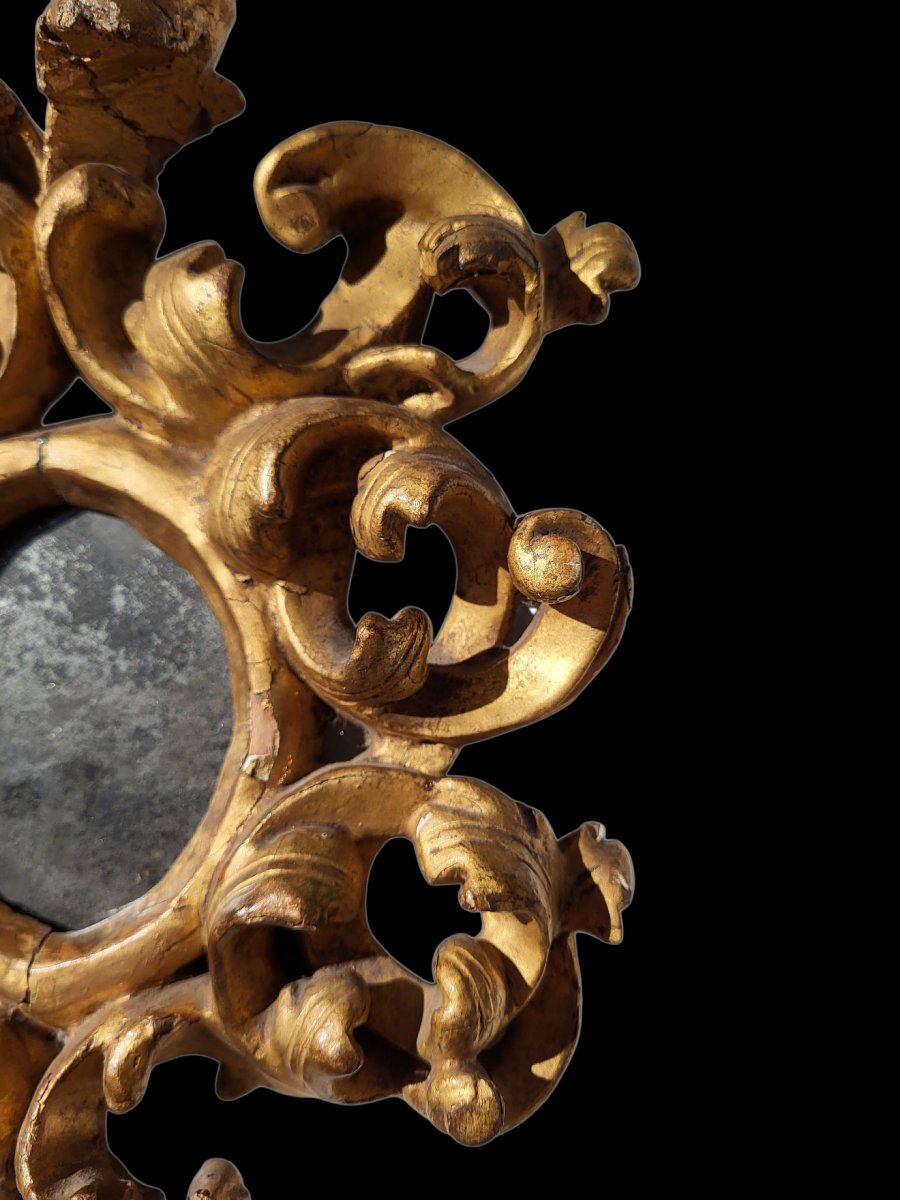 Piccola cornice ovale intagliata e dorata, Emilia, seconda metà del XVII secolo-photo-3