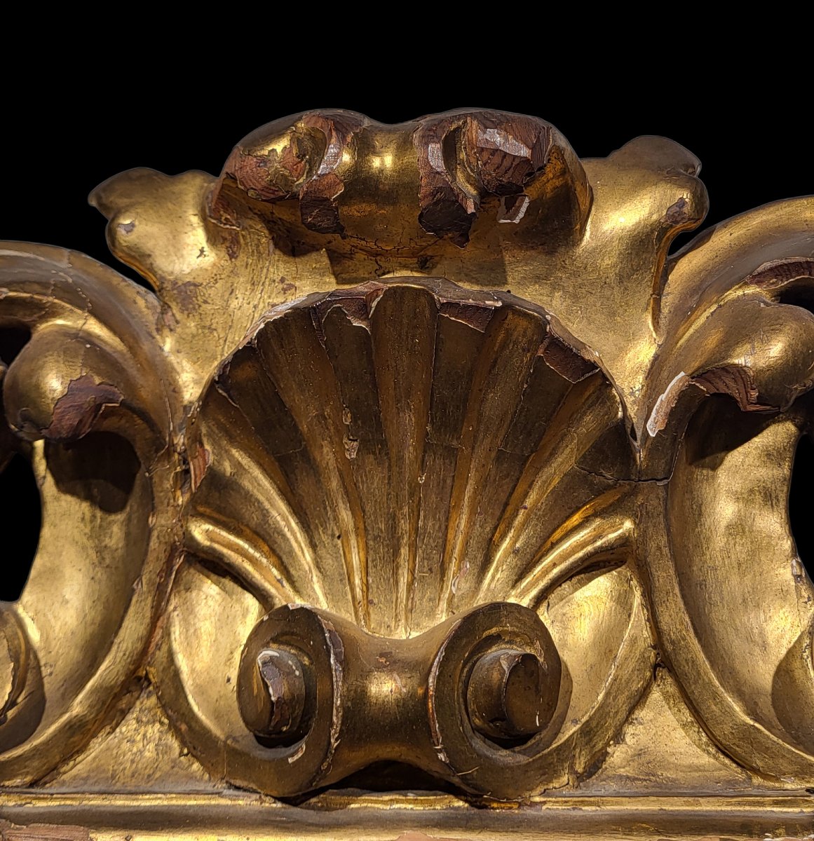 Cornice intagliata e dorata con specchio, Spagna, fine XVII secolo-photo-3