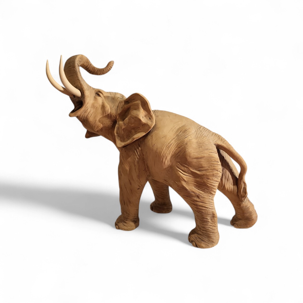 Elefante in terracotta, firmato Bruno Tornati in collaborazione per Cacciapuoti