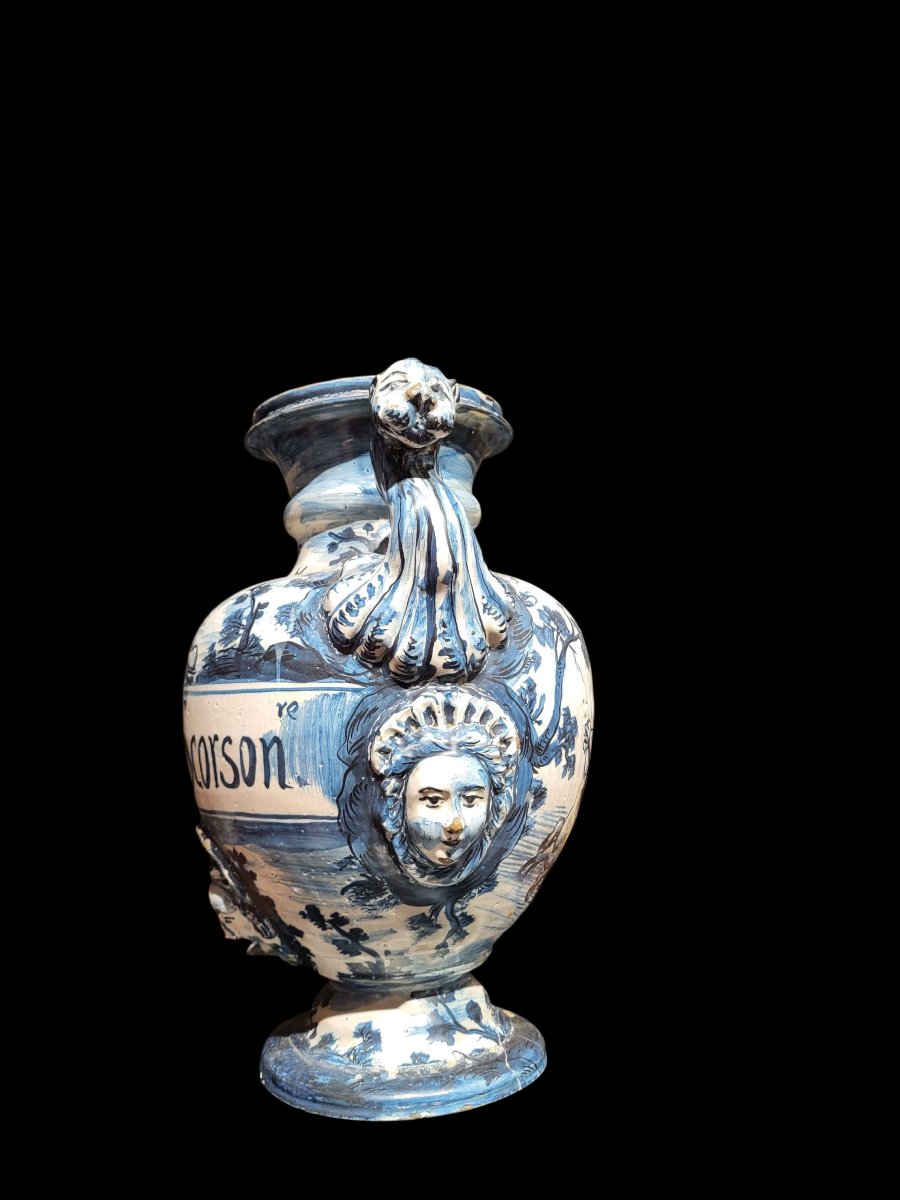 Vaso in maiolica di Savona, metà XVII secolo.-photo-3