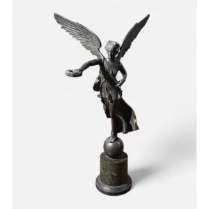 Scultura in bronzo raffigurante vittoria alata, XIX secolo