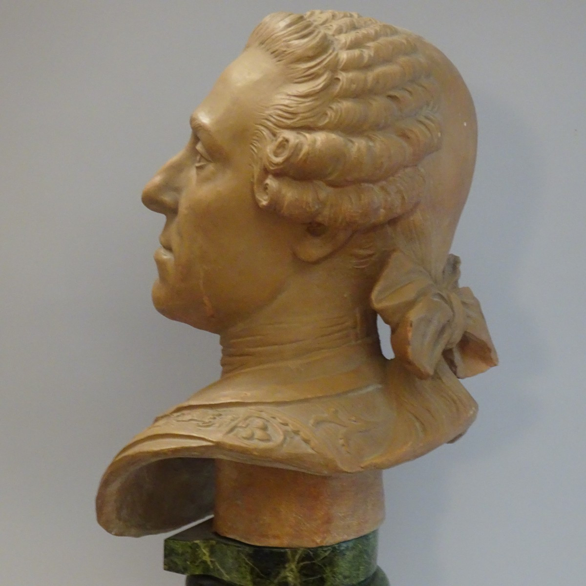 Scultura in terracotta busto di Filippo di Borbone  XIX secolo-photo-1