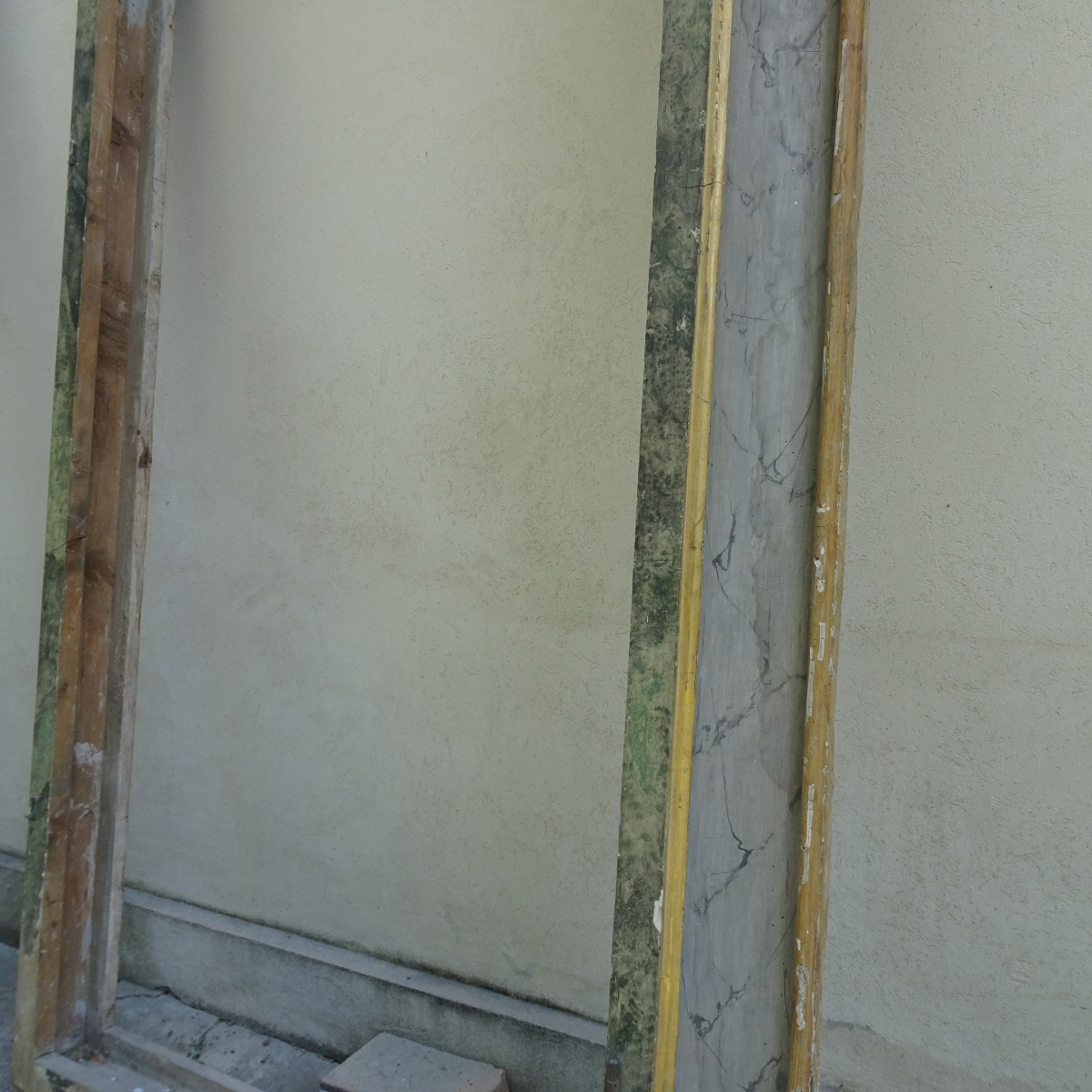 Coppia di grandi cornici in legno laccato  per nicchie  XVIII secolo-photo-3