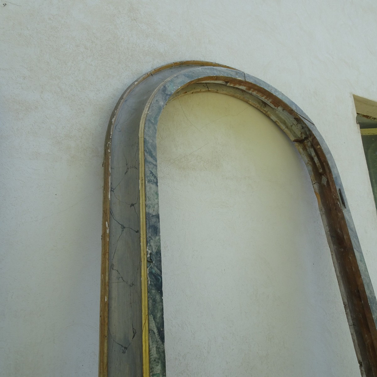 Coppia di grandi cornici in legno laccato  per nicchie  XVIII secolo-photo-2