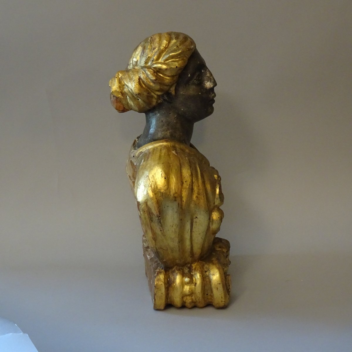 Busto reliquiario in legno dorato XVIII secolo-photo-2