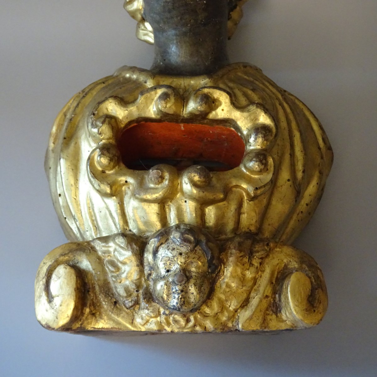 Busto reliquiario in legno dorato XVIII secolo-photo-7