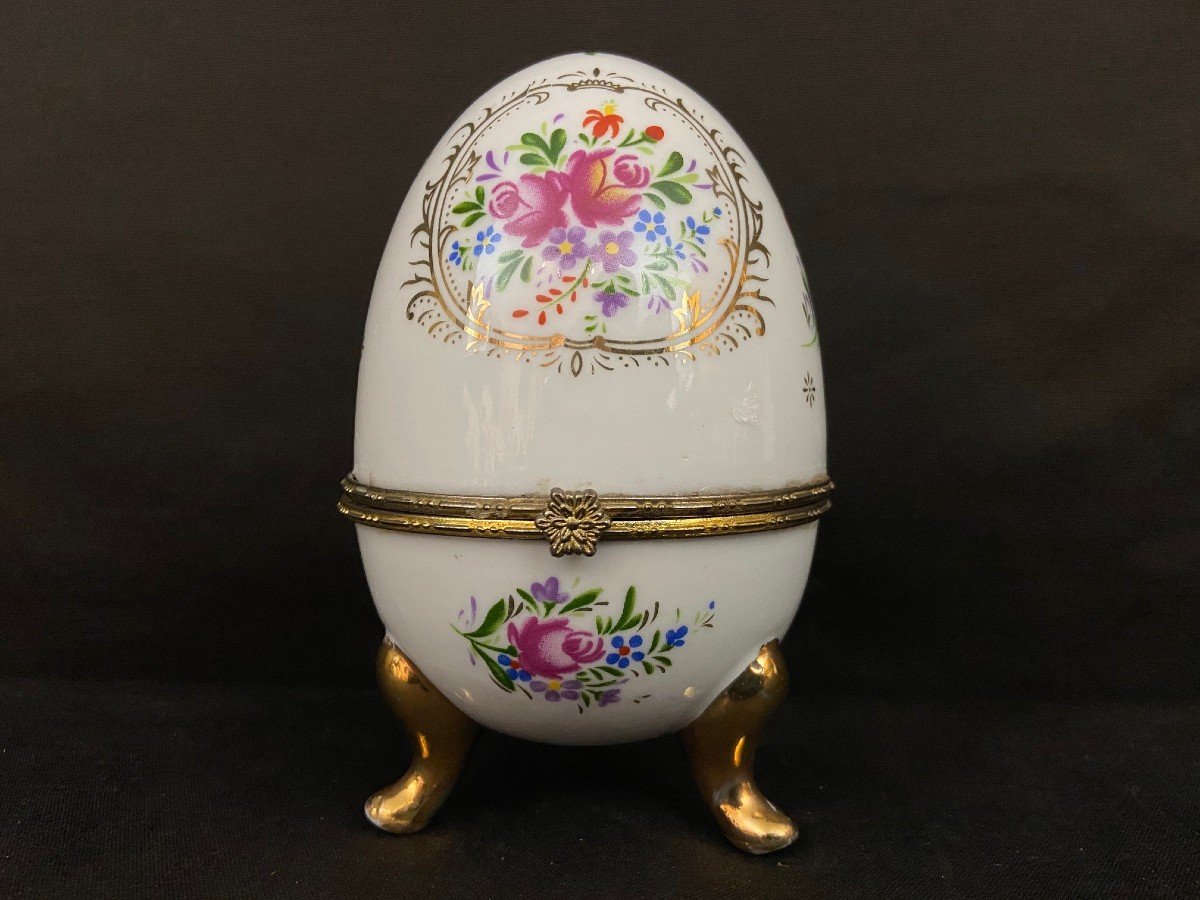Oeuf En Porcelaine Avec Horloge Du 19ème Siècle