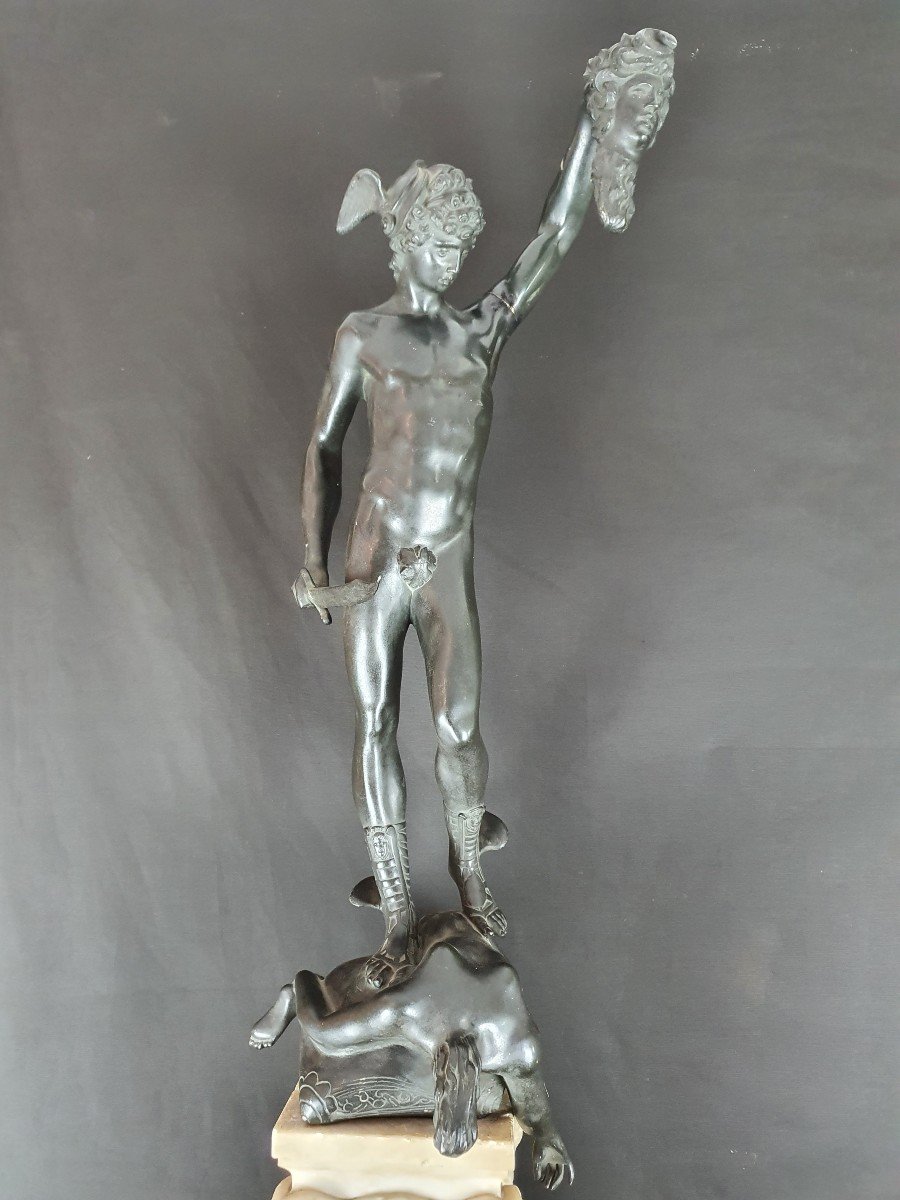 Persée Avec La Tête De Méduse, Bronze Du XIXe Siècle-photo-3