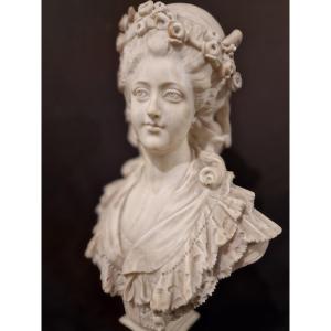 Buste d'Une Femme Noble