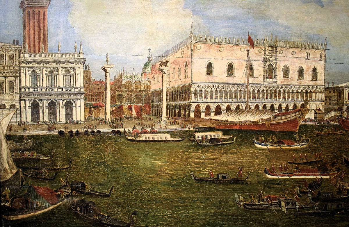 Venezia, la Regata Storica sfila sotto il Palazzo Ducale.-photo-3