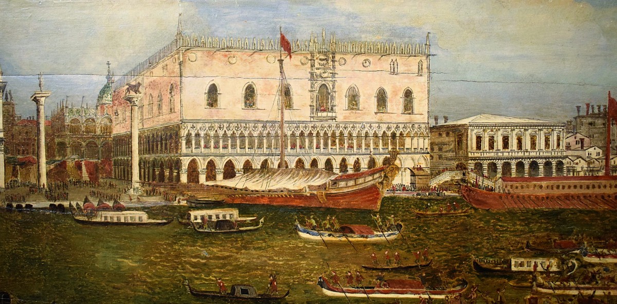Venezia, la Regata Storica sfila sotto il Palazzo Ducale.-photo-4