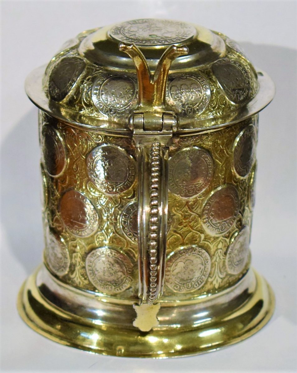 Tankard En Argent Doré, Orné De 28 Anciennes Thalers De La Saxe d'Argent. -photo-4