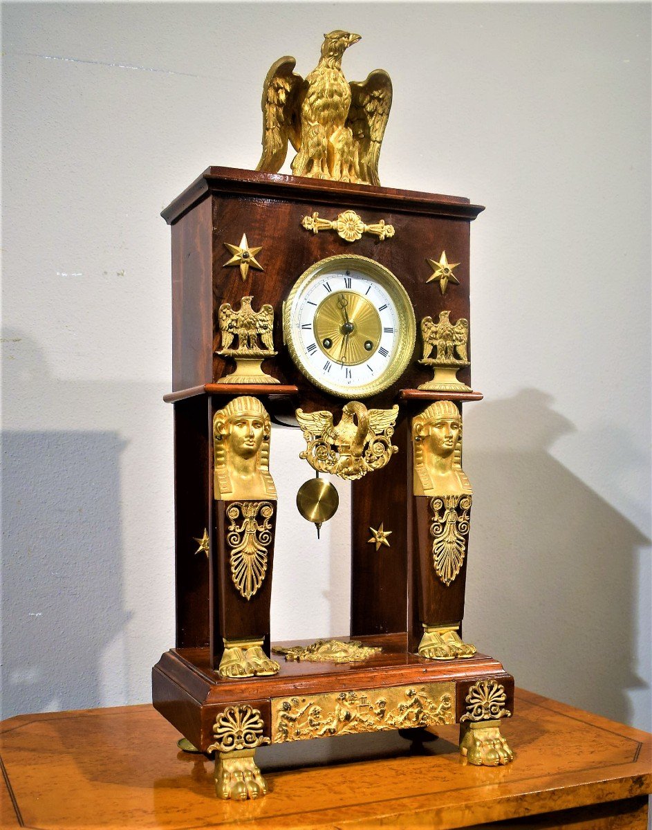Pendule Portique En Acajou Orné De Bronze Doré - Retour d'Egypte-photo-3