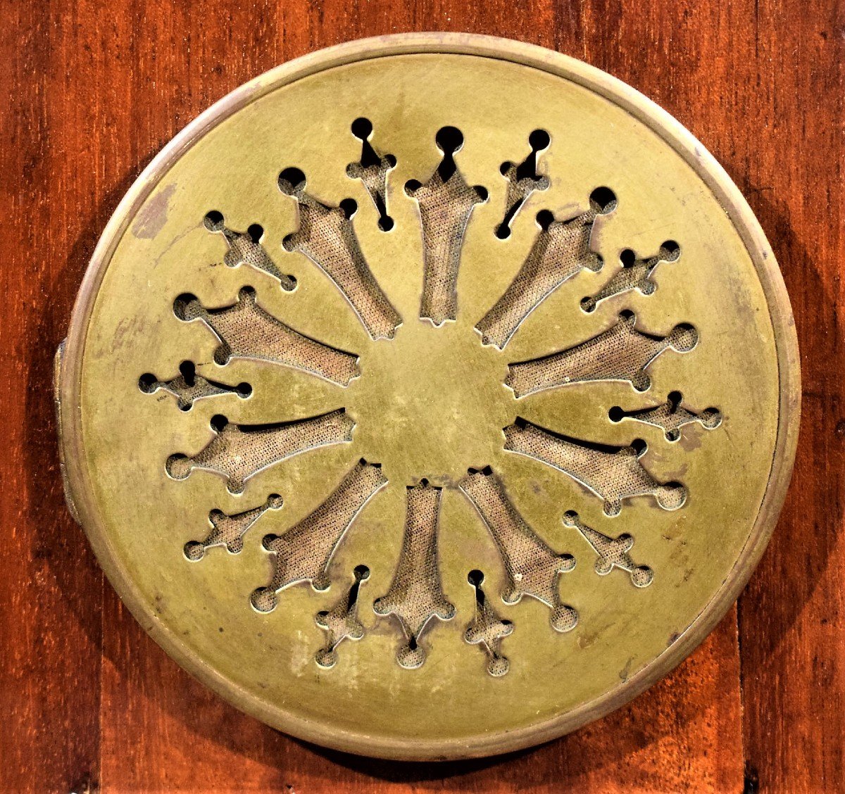 Pendule Portique En Acajou Orné De Bronze Doré - Retour d'Egypte-photo-6