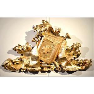 Superbe couronnement de chaire baroque en bois sculpté et doré, Italie XVIIème