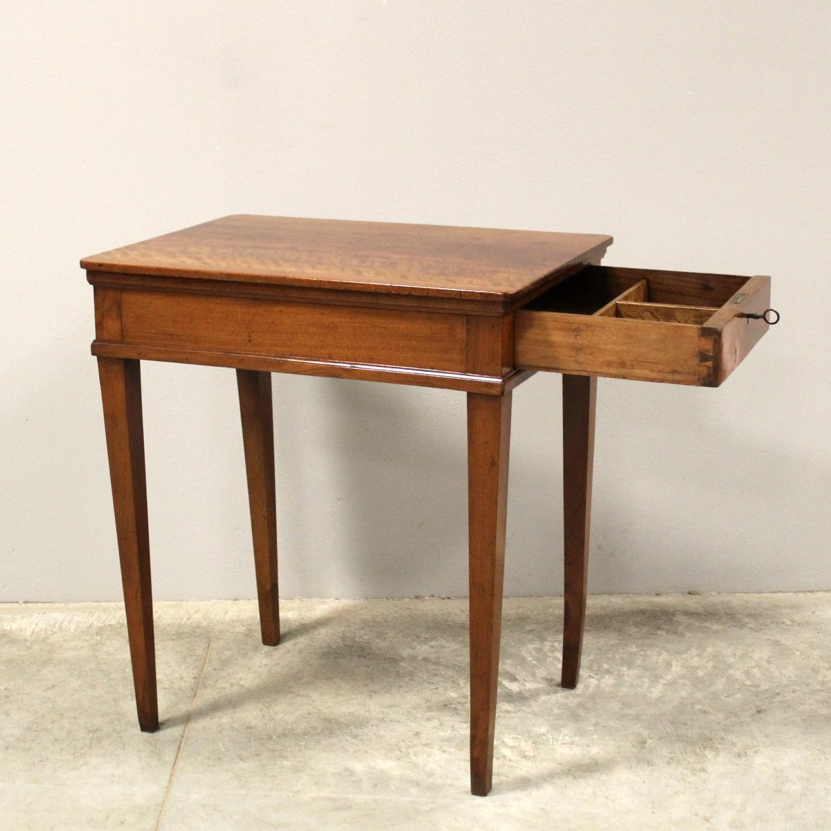 Antico tavolino Luigi XVI in noce - Italia 18°secolo-photo-1