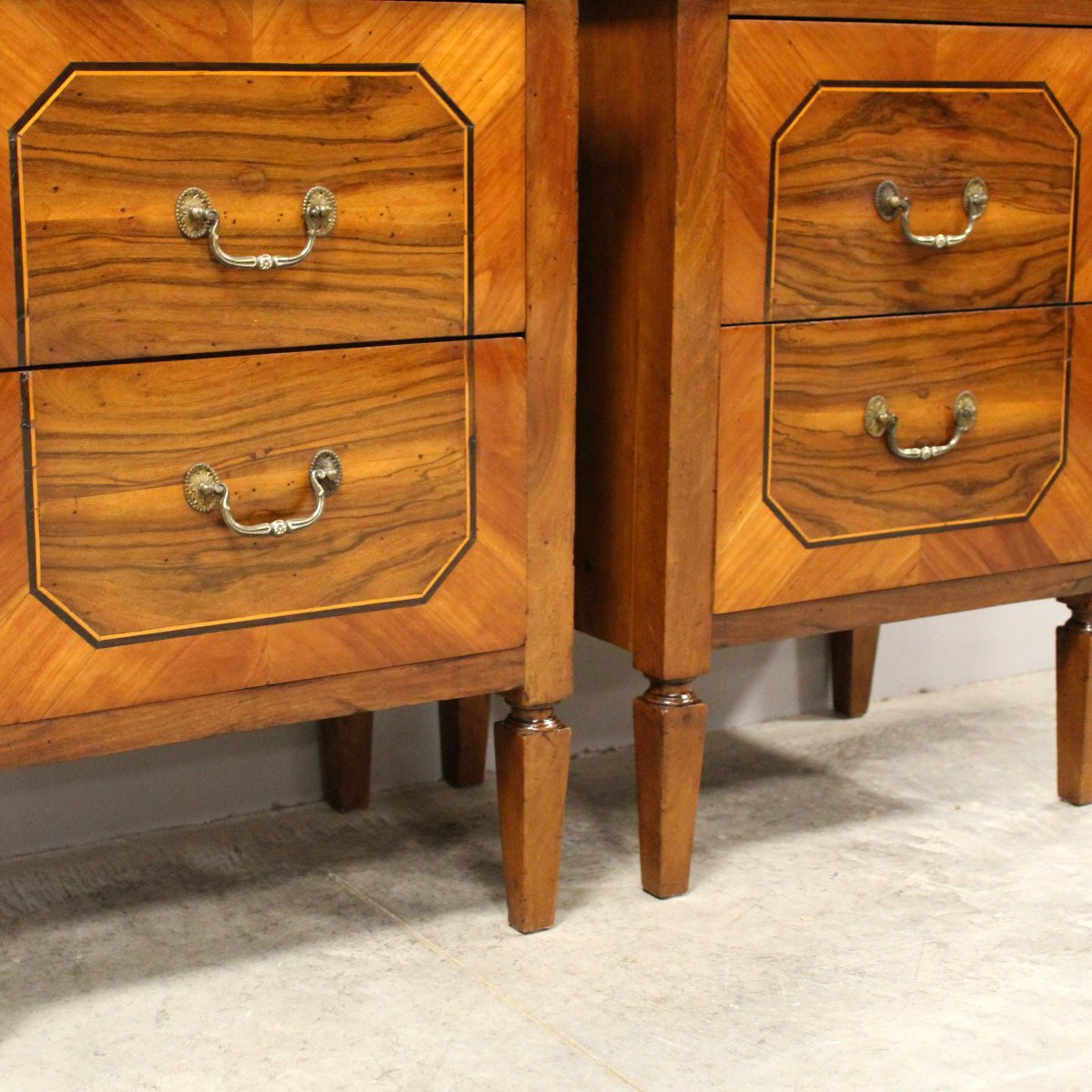 Antica coppia comodini Luigi XVI in noce intarsiati - Italia 18°secolo-photo-3