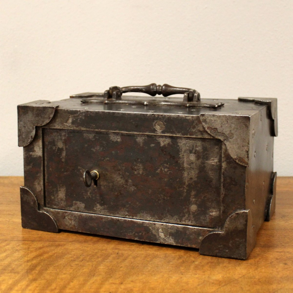Antica cassaforte forziere da viaggio-photo-1