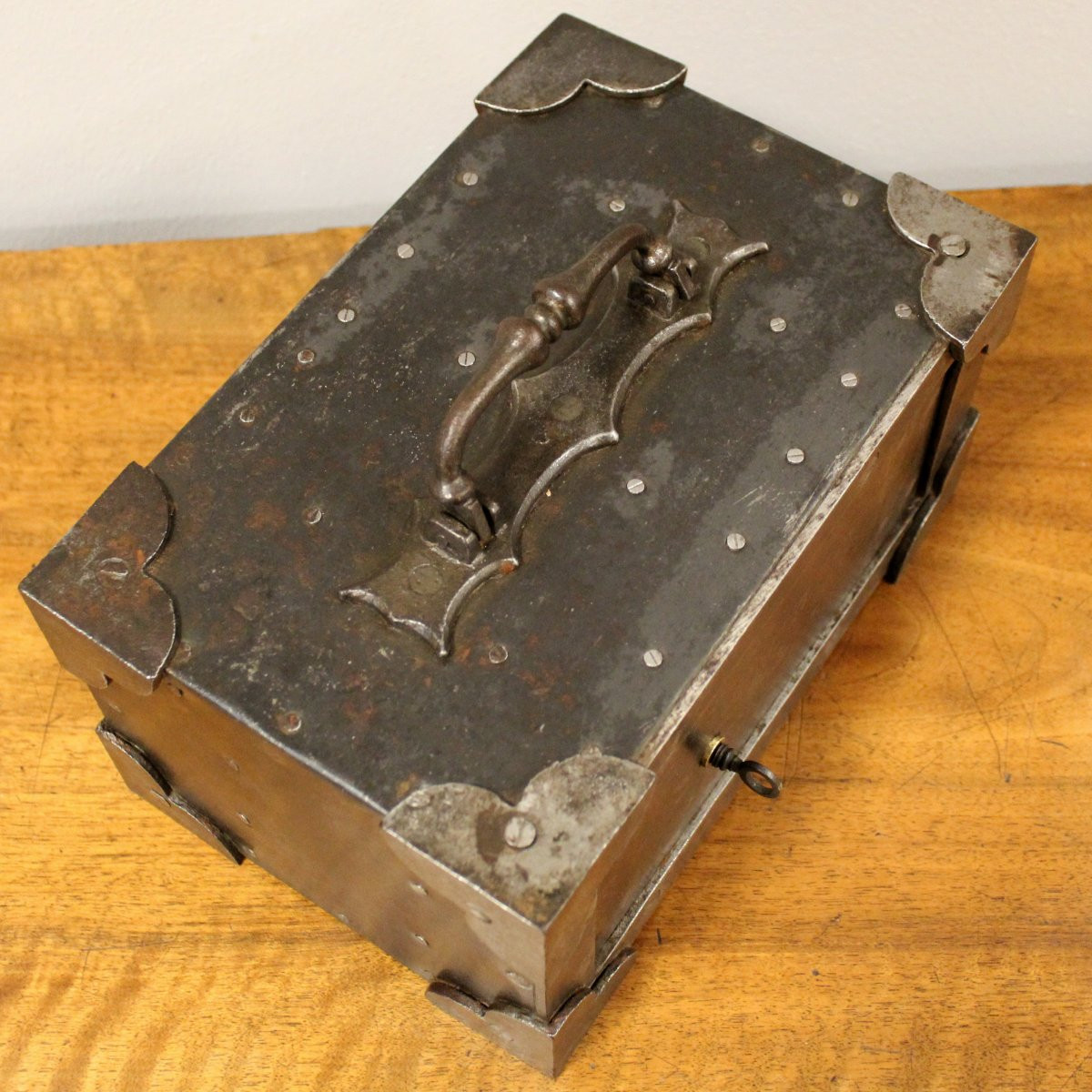 Antica cassaforte forziere da viaggio-photo-5