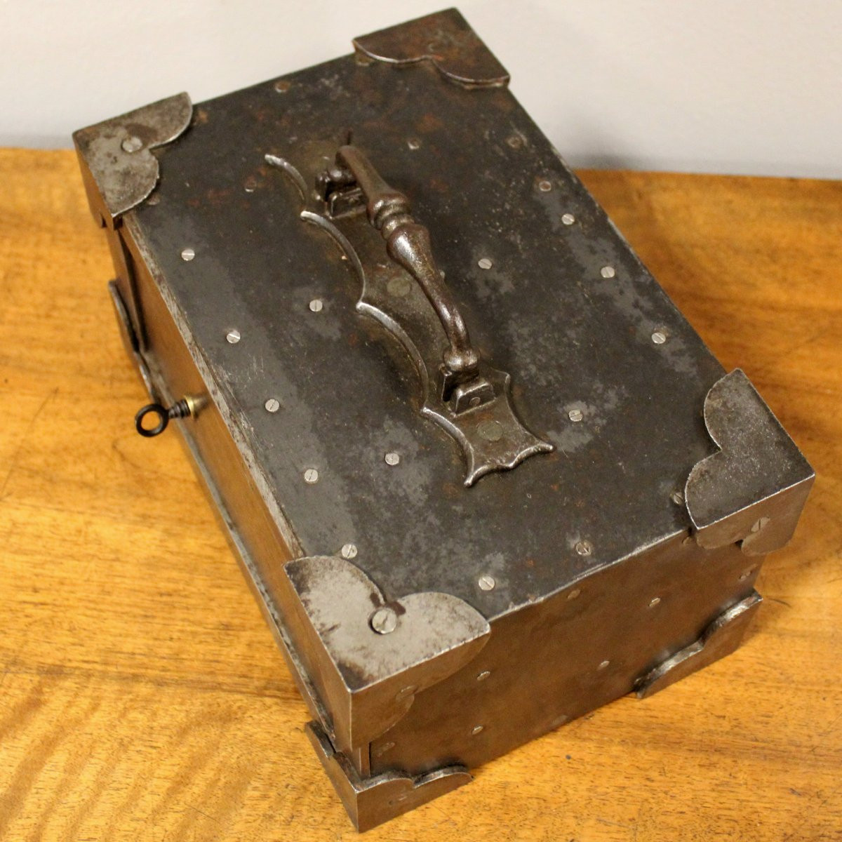 Antica cassaforte forziere da viaggio-photo-6