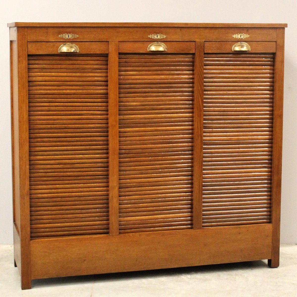 Antico classificatore serranda archivio schedario in rovere