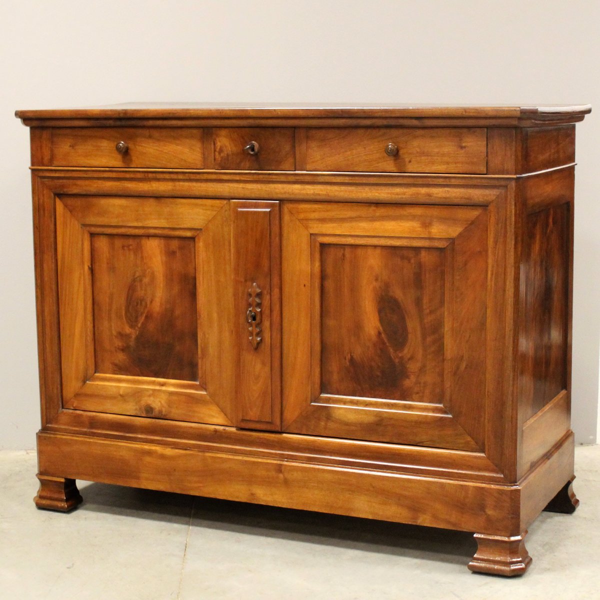 Antica credenza Luigi Filippo in noce - 19°secolo